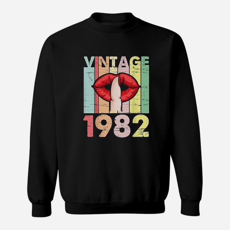 Lips And Finger Vintage 1982 Birthday 39 Years Old Sweatshirt
