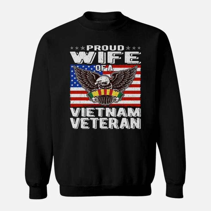 Proud Wife Of Vietnam Veteran Patriotic Military Spouse Gift Sweatshirt