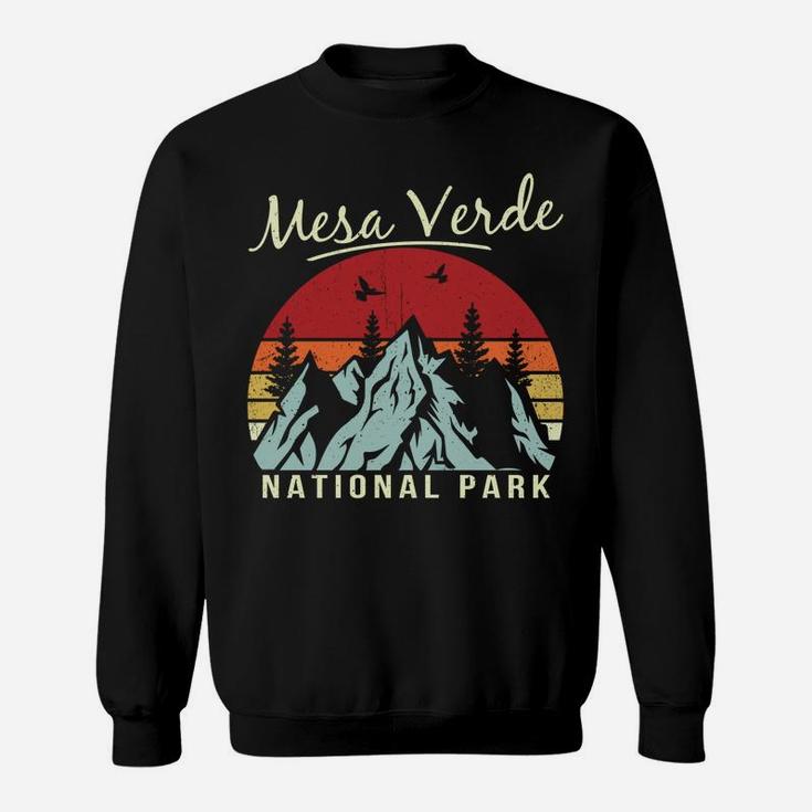 Vintage Retro Hiking Camping Mesa Verde National Park Sweatshirt Sweatshirt