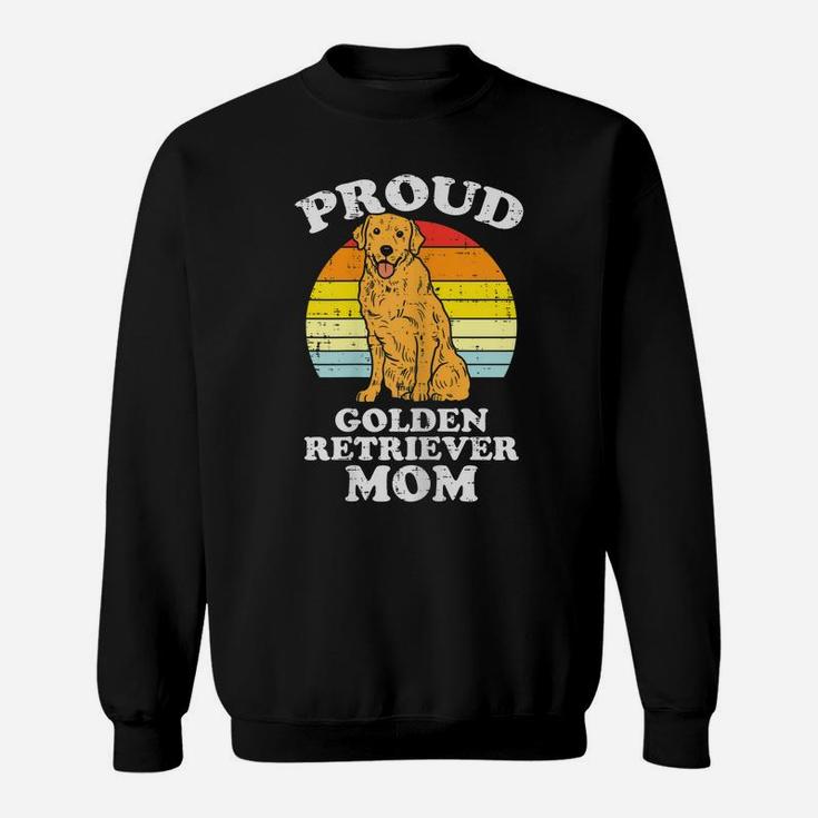 Womens Proud Golden Retriever Mom Sunset Retro Dog Mama Women Gift Sweatshirt