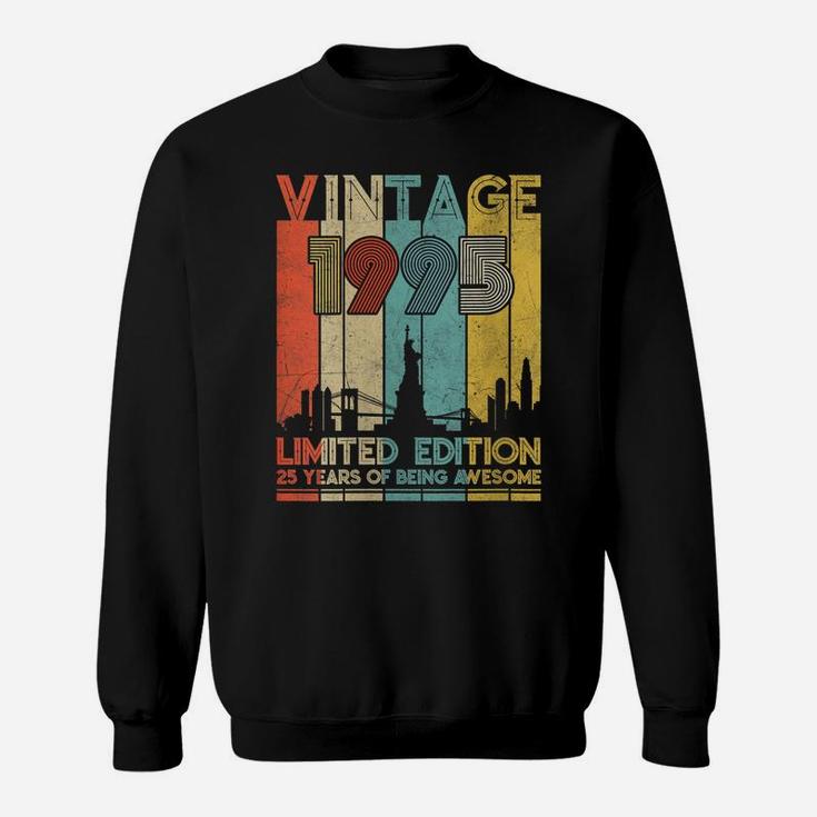 Womens Vintage Made In 1995 Shirt - 25Th Birthday 25 Years Old Gift Sweatshirt