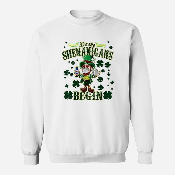 Funny Leprechaun Wearing Green St Patricks Day Sweatshirt