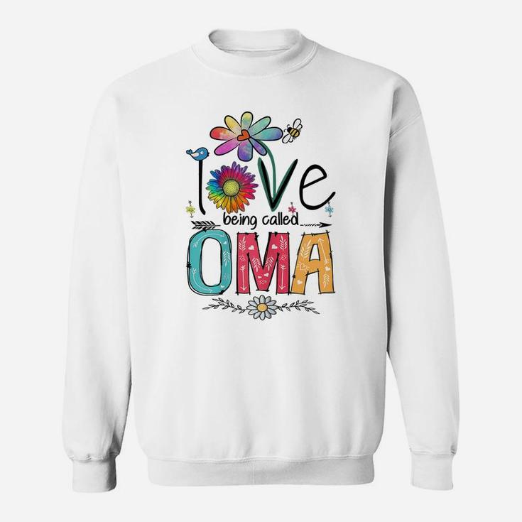 Womens I Love Being Called Oma Daisy Flower Cute Mother's Day Sweatshirt
