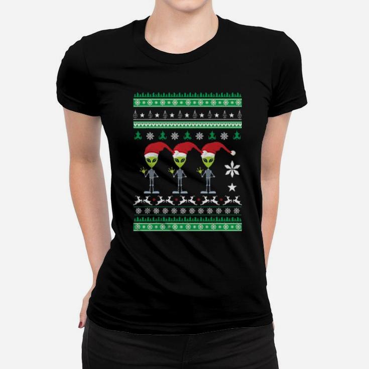 Alien With Santa Hat Ugly Women T-shirt