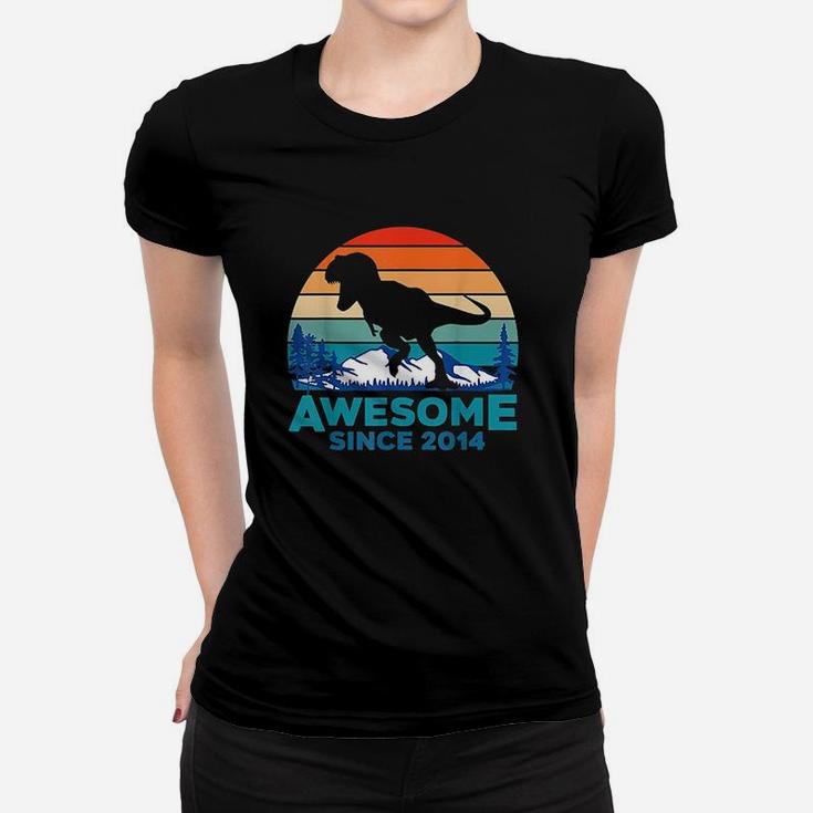 Awesome Since 2014 7 Years Old Dinosaur Gift Women T-shirt