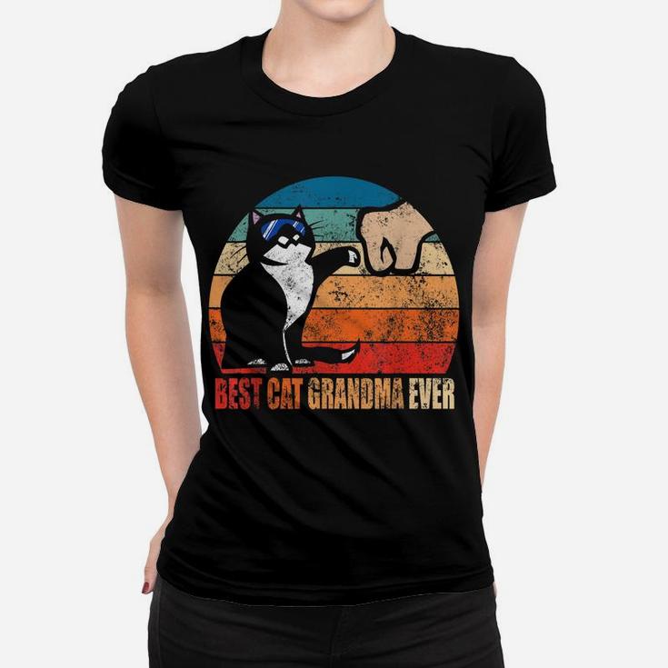 Best Cat Grandma Ever Fist Bump Funny Nana Gift Women T-shirt