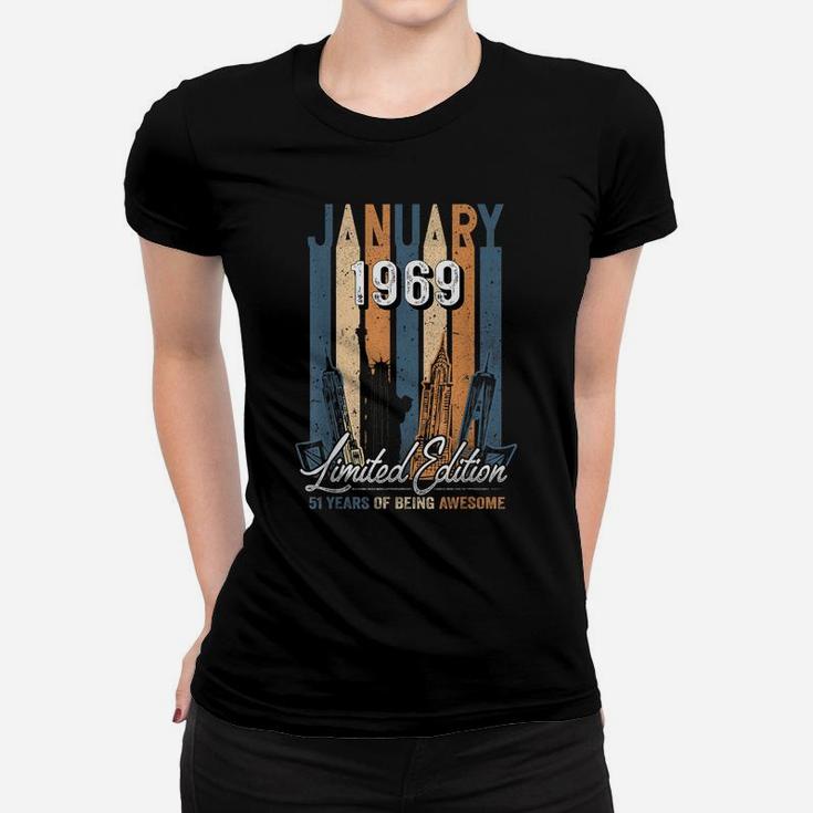 Born January 1969 Birthday Gift Made In 1969 51 Years Old Women T-shirt