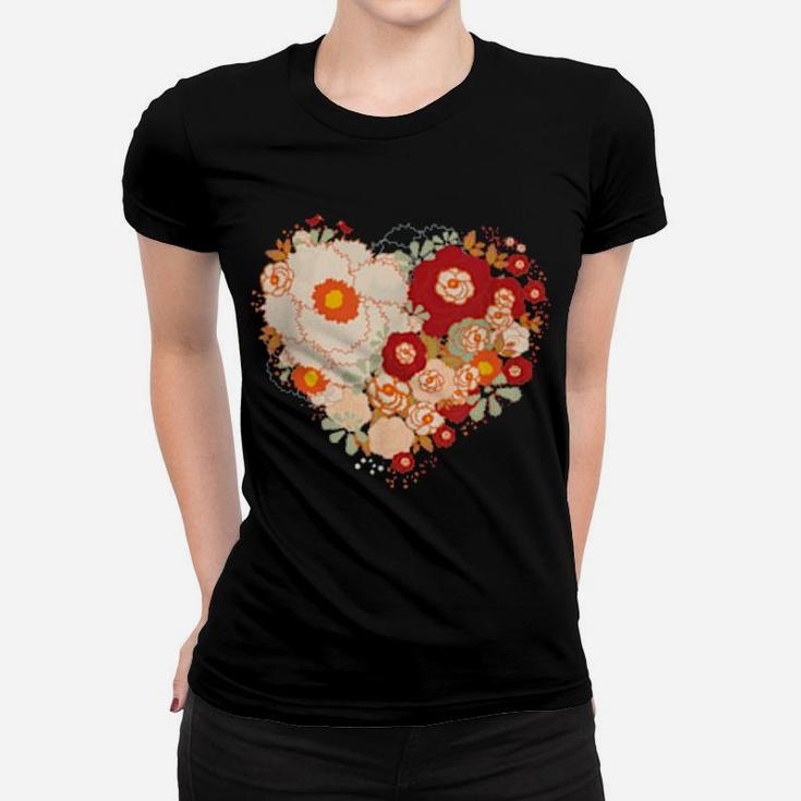 Cute Valentines Day Flowers Heart Women T-shirt
