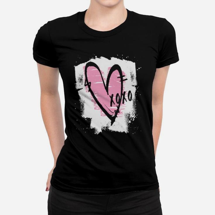 Distressed Xoxo Pink Heart Women T-shirt
