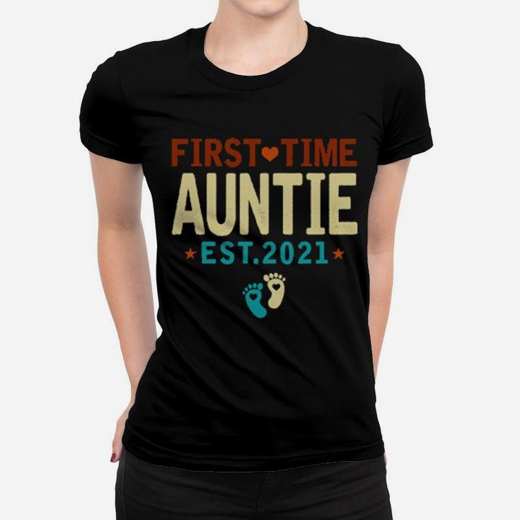 First Time Auntie  Pregnancy Announcement Women T-shirt