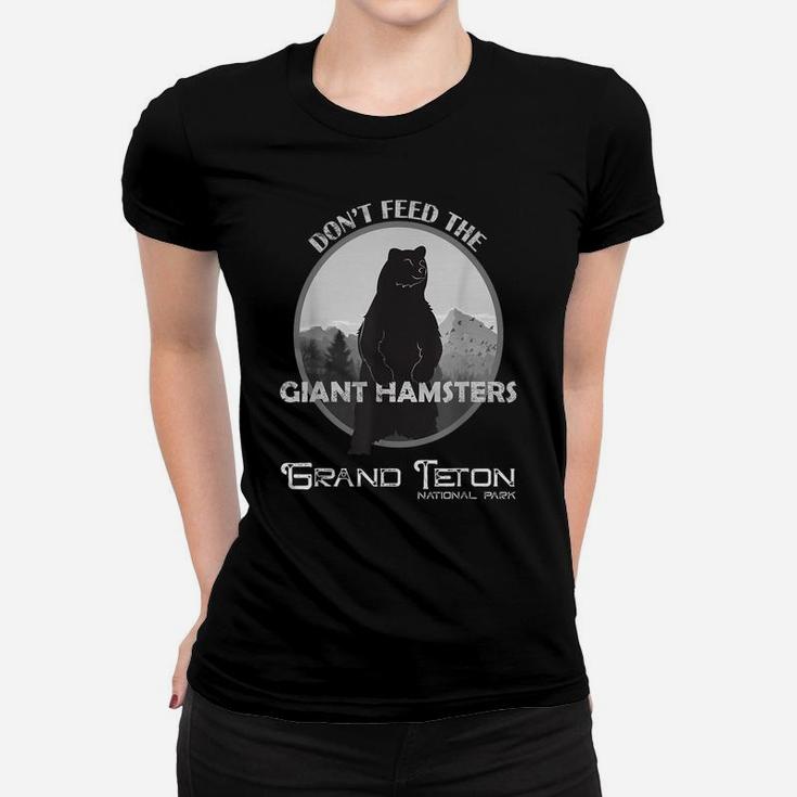 Funny Grand Teton National Park Grizzly Brown Bear Kids Gift Women T-shirt