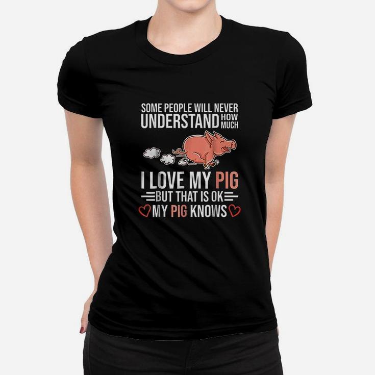 I Love My Pig Pigs Are My Spirit Animal Women T-shirt