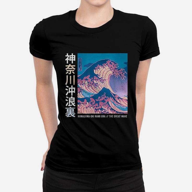 Japanese Wave Vintage Women T-shirt