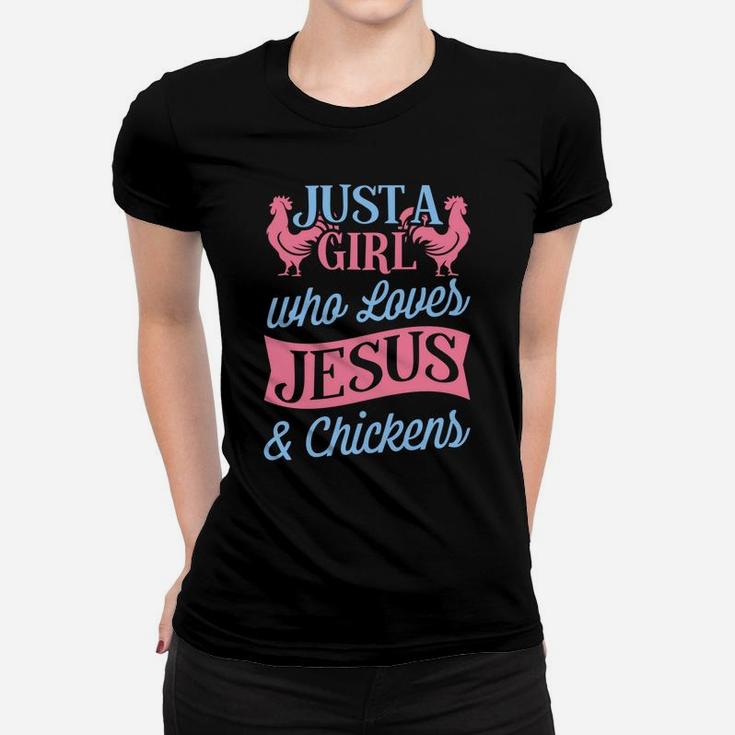 Just A Girl Who Loves Jesus And Chickens Christmas Gift Women T-shirt
