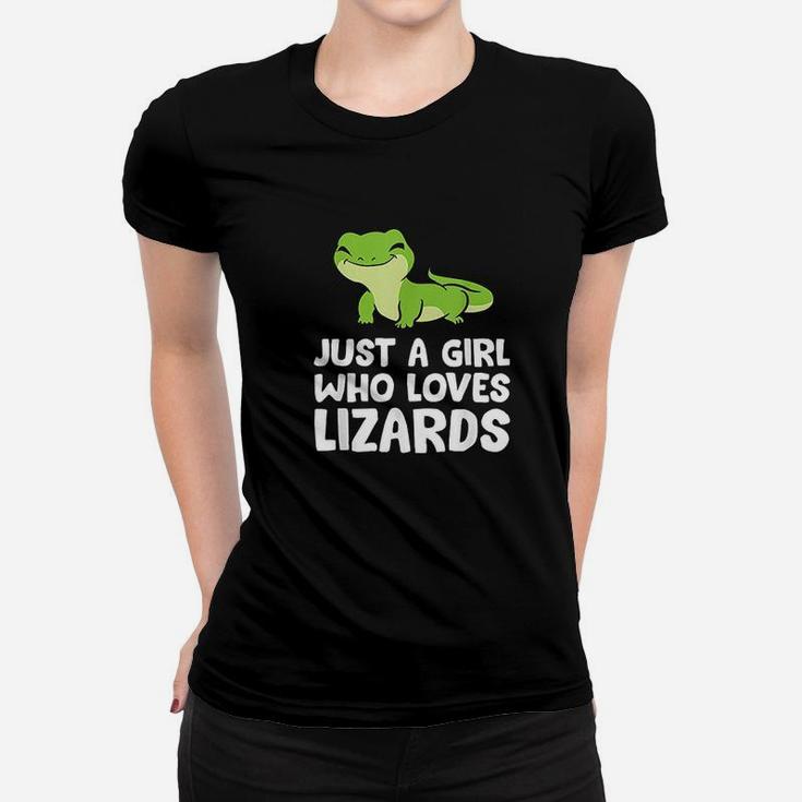 Just A Girl Who Loves Lizards Reptile Lizard Mom Women T-shirt