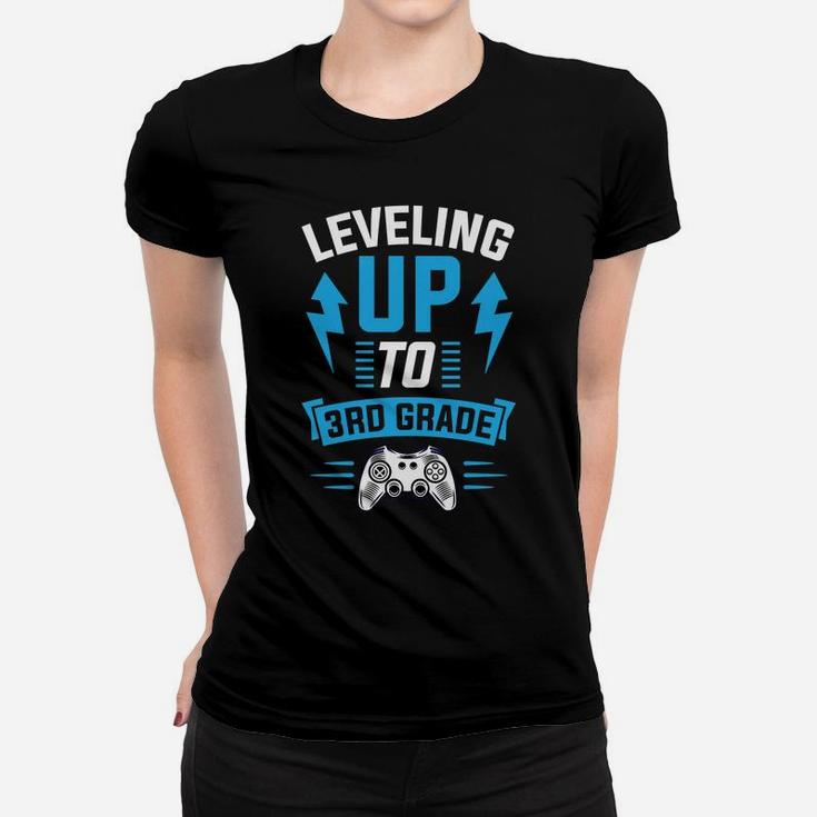 Kids Leveling Up To 3Rd Grade Third Cool Gamer Christmas Gift Women T-shirt