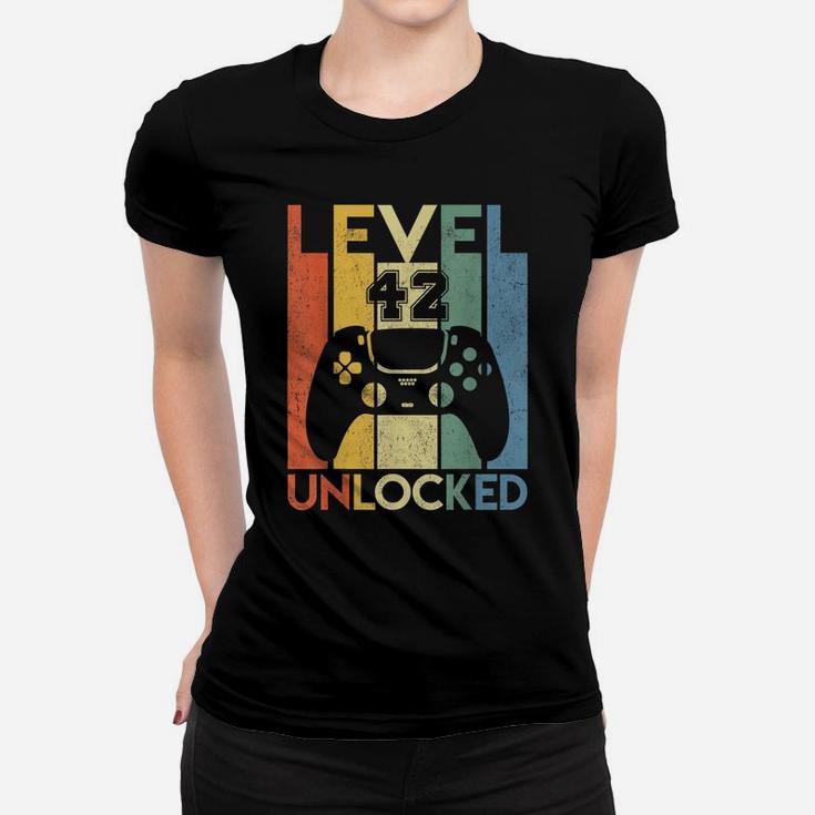 Level 42 Unlocked Birthday 42 Year Old Its My 42Nd Birthday Women T-shirt