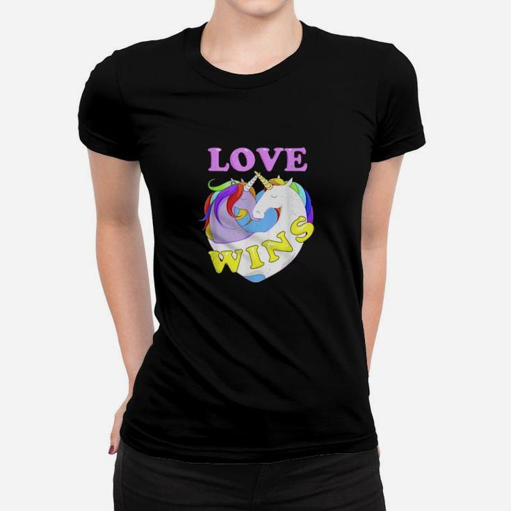 Love Wins Kissing Unicorns Gay Pride Equality Lgbtq Women T-shirt