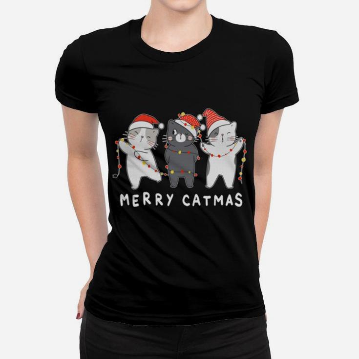 Merry Catmas Meowy Cutes Three Cat Santa Hat Christmas Sweatshirt Women T-shirt