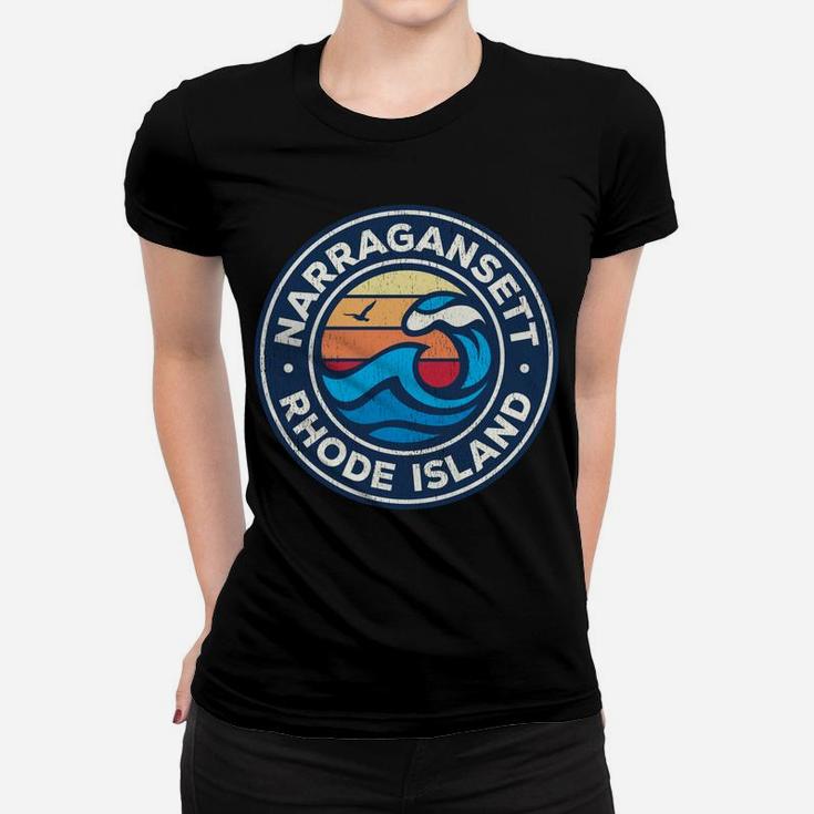 Narragansett Rhode Island Ri Vintage Nautical Waves Design Women T-shirt