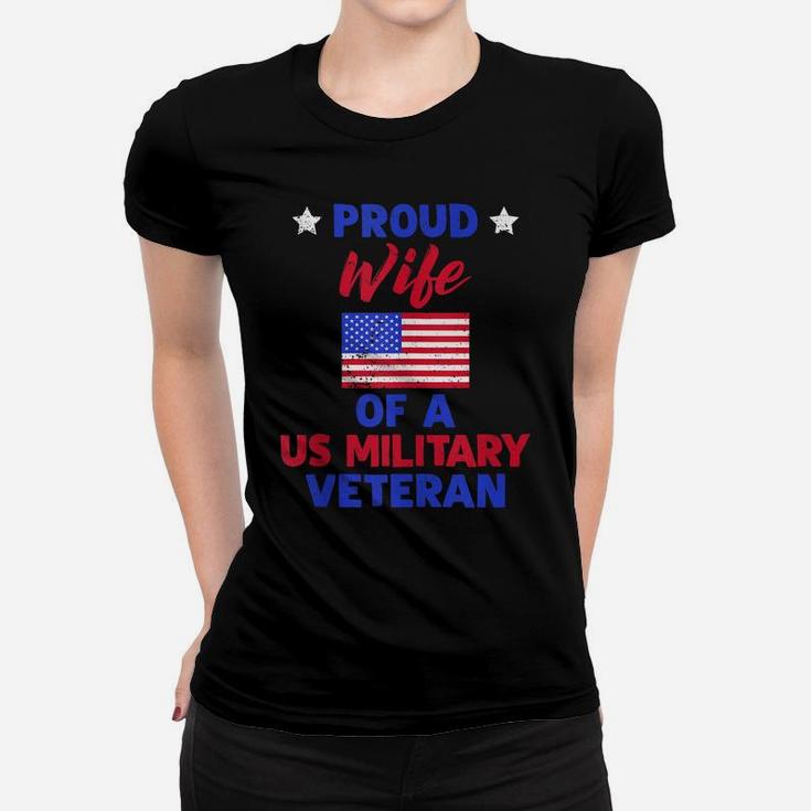 Patriotic Us Flag Proud Wife Of A Us Military Veteran Gift Women T-shirt