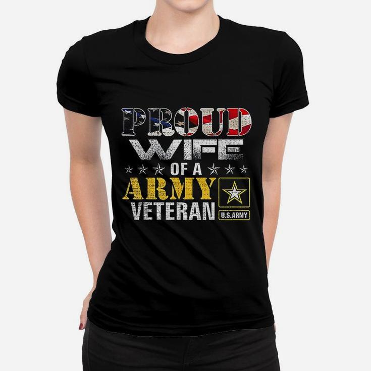 Proud Wife Of A Army Veteran American Flag Women T-shirt