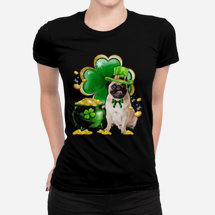 Pug Dog Shamrock St Patricks Day Dog Irish Women T-shirt