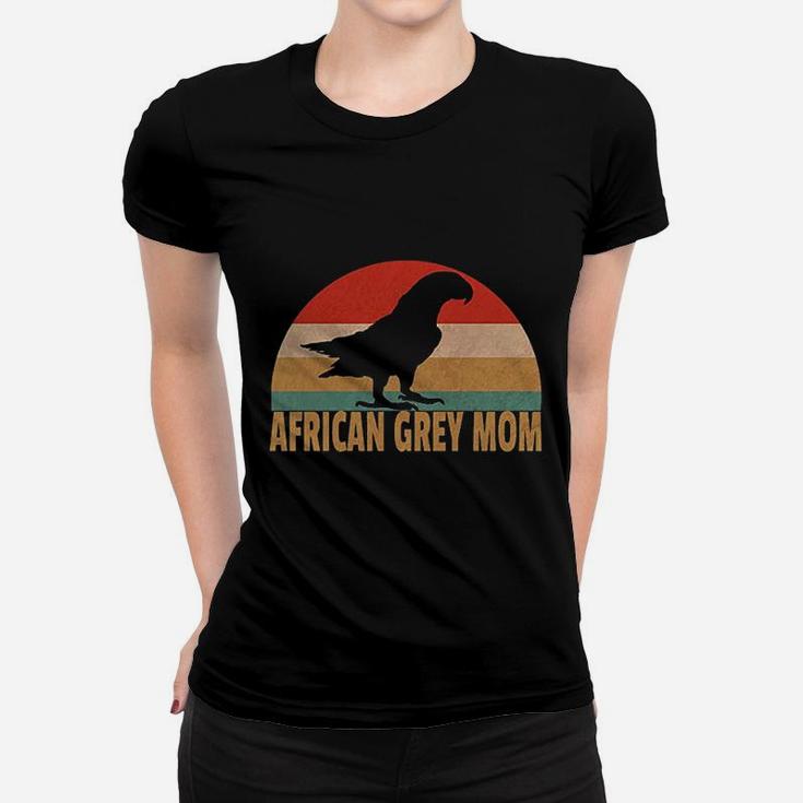 Retro African Grey Mom Women T-shirt