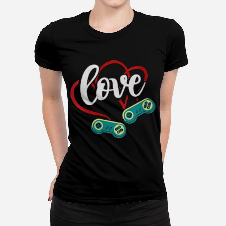 Valentine's Day Game Controllers Heart Cute Gaming Women T-shirt