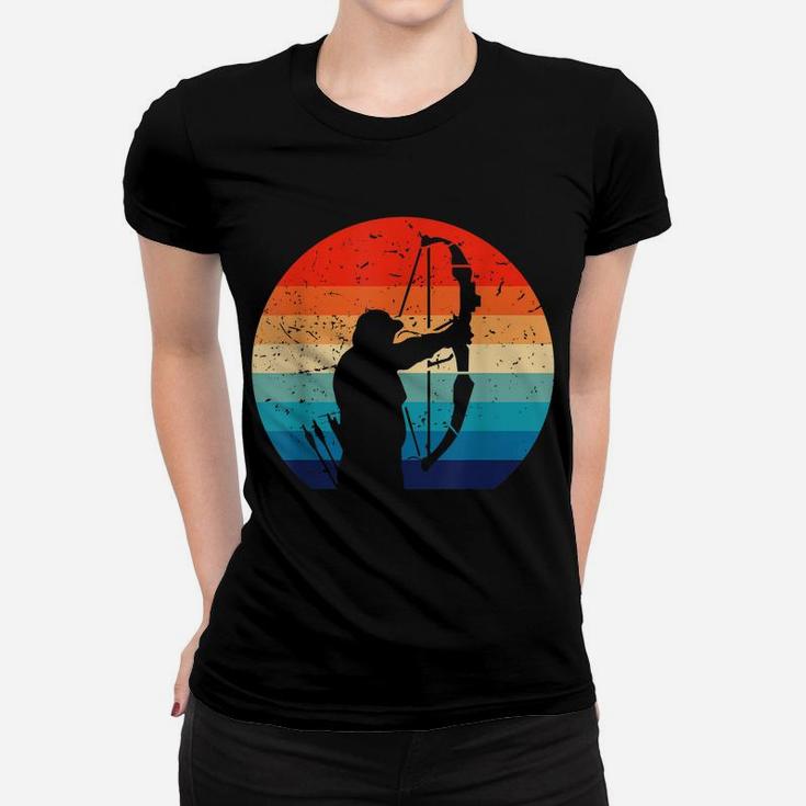 Vintage Archery Archer Bow Hunting Women T-shirt