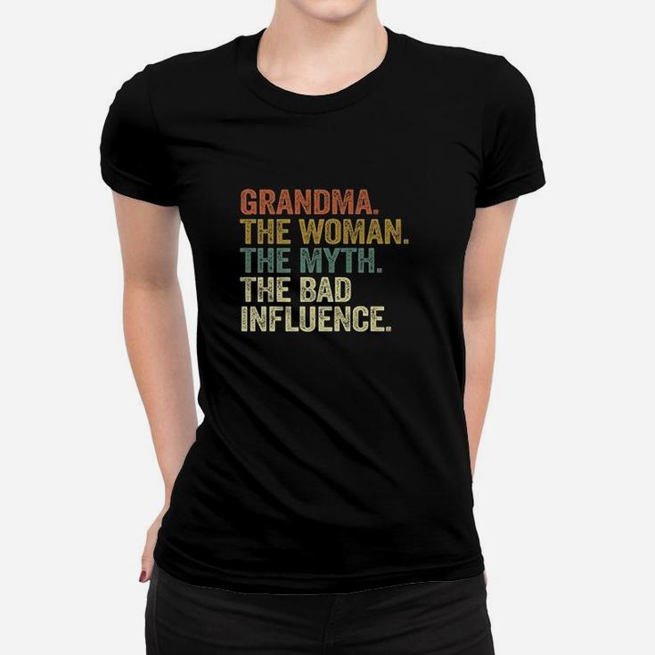 Vintage Cool Funny Grandma Woman Myth Bad Influence Women T-shirt