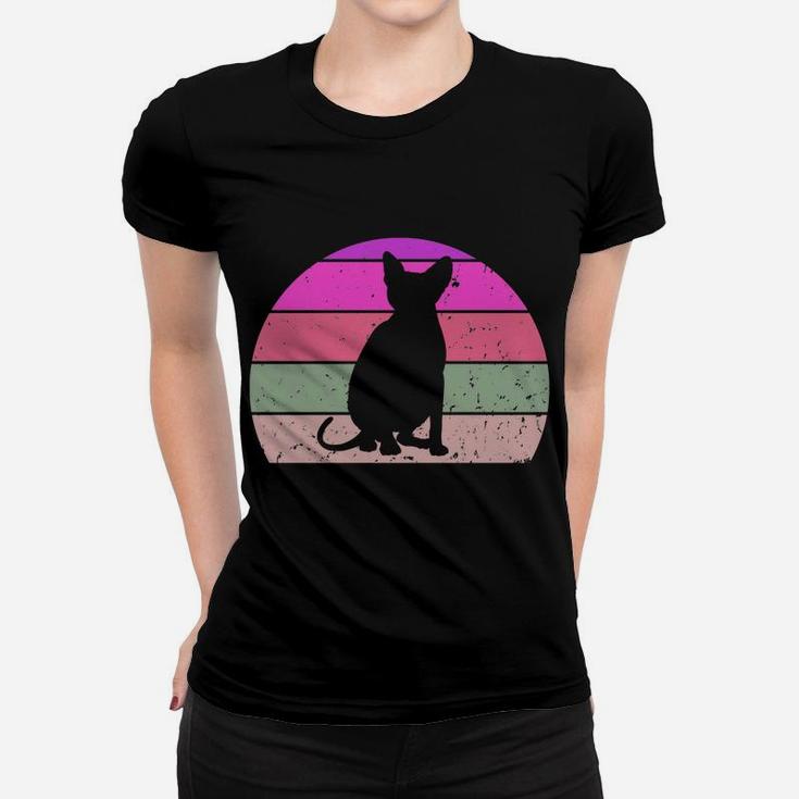 Vintage Sphynx Cat Retro Pet Lover 60S 70S Distressed Women T-shirt