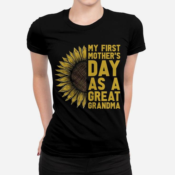 Womens Flower And My First Mother's Day As Great Grandma Women T-shirt