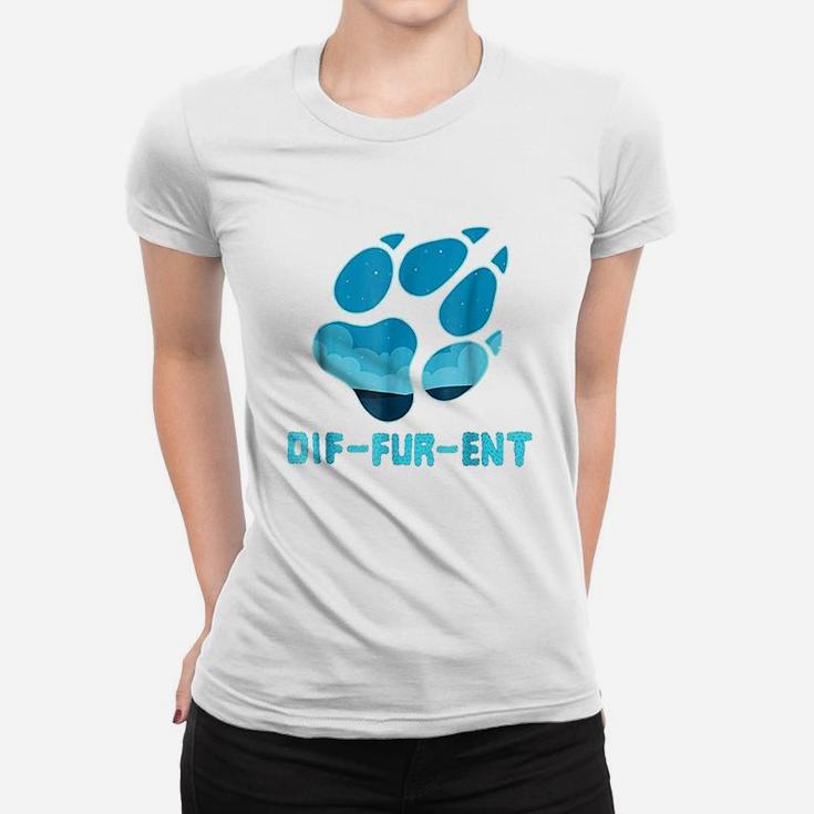 Dif Fur Ent Wolf Dog Paw Women T-shirt