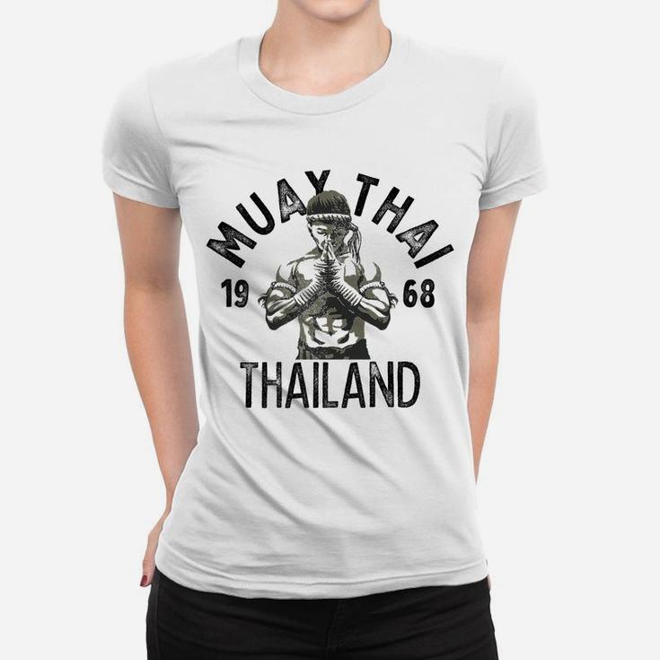 Muay Thai Thailand Vintage Tiger Fighter Training Gift Women T-shirt