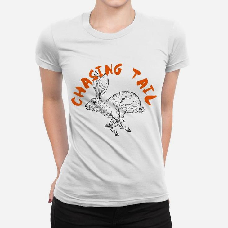 Rabbit Hunter -Chasing Tail -Hunting Cottontail -Beagle Dog Women T-shirt