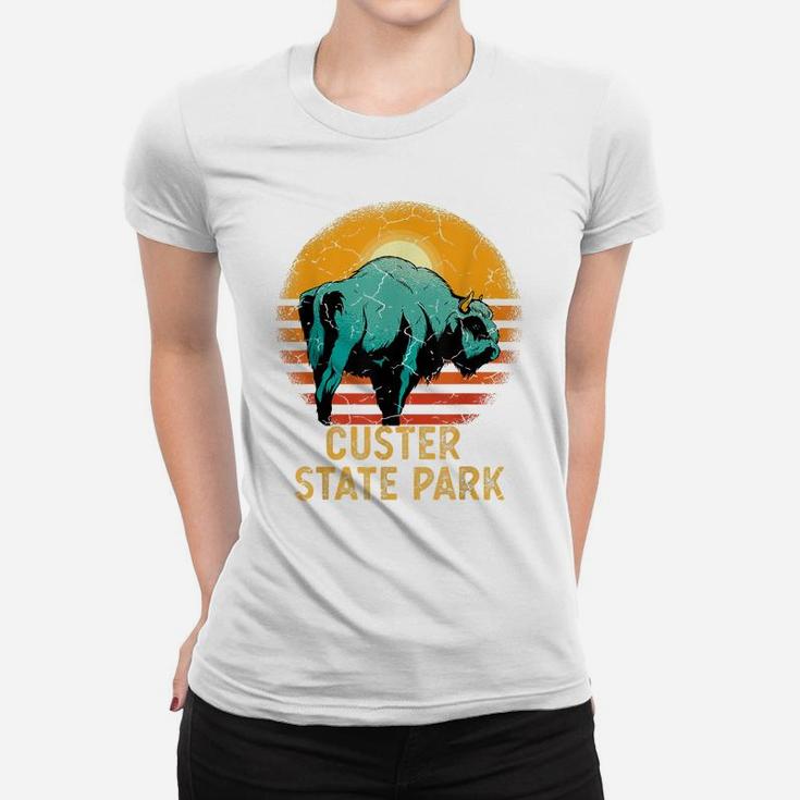 Vintage Bison Custer State Park Retro Sunset Gift Idea Women T-shirt