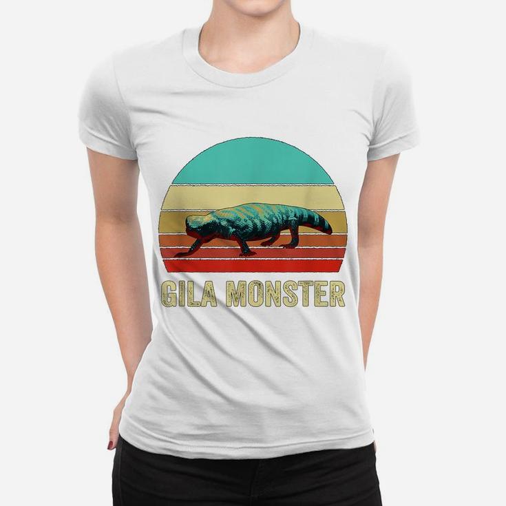 Vintage Retro Style Sunset Gila Monster Women T-shirt