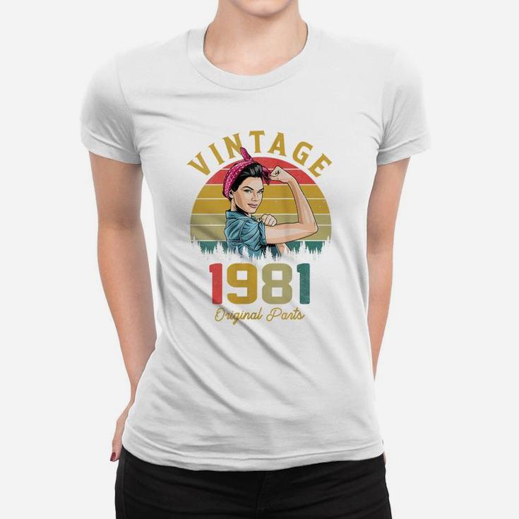 Womens Vintage 1981 Made In 1981 40Th Birthday 40 Years Old Gift Women T-shirt