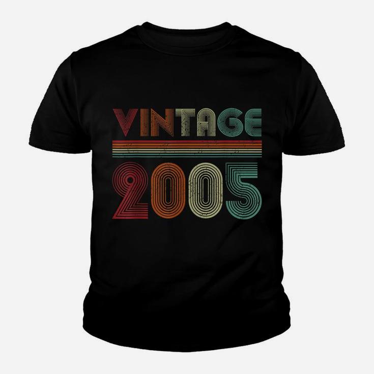 Born In 2005 Retro Vintage 16Th Birthday Gifts 16 Years Old Youth T-shirt