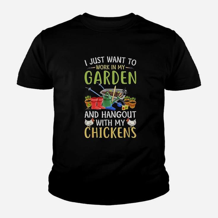 I Just Want To Work In My Garden And Hangout With Chickens Youth T-shirt
