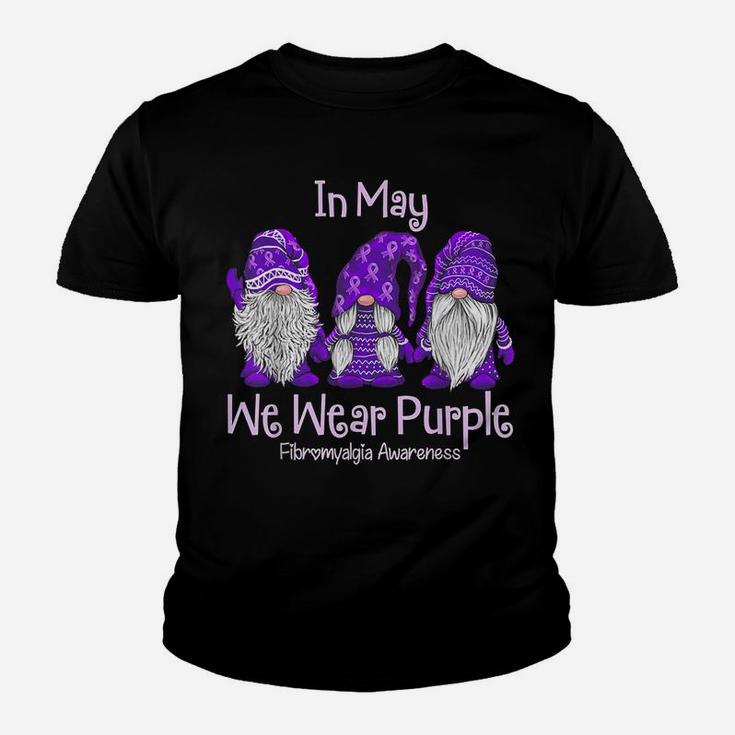 In May We Wear Purple For Fibromyalgia Awareness Gnome Youth T-shirt