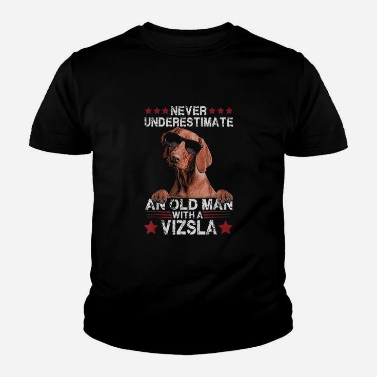 Never Underestimate An Old Man With A Vizsla Youth T-shirt