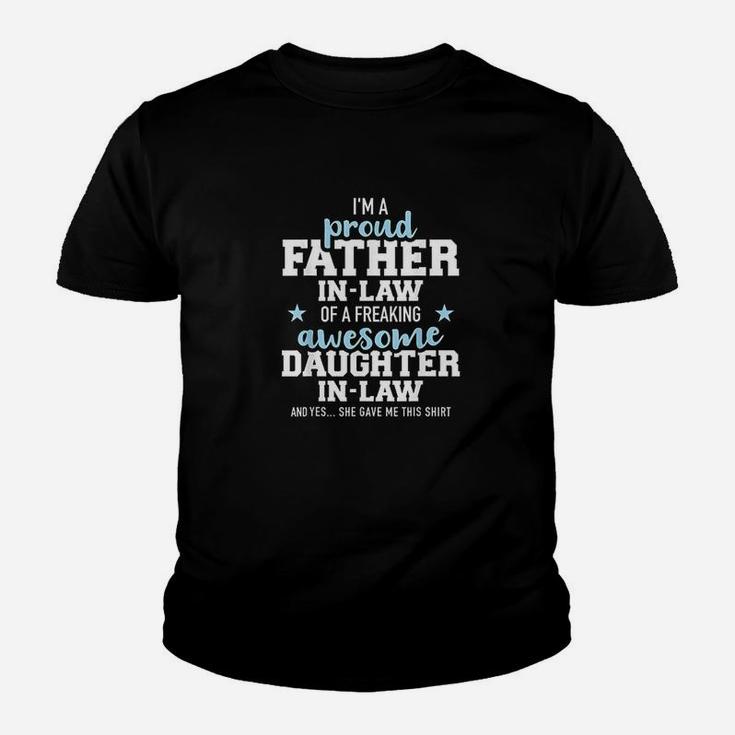 Proud Father In Law Of A Freaking Awesome Daughter In Law Youth T-shirt