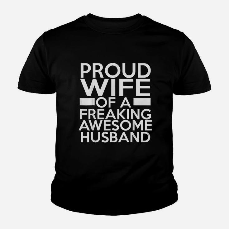 Proud Wife Of A Freaking Awesome Husband Youth T-shirt