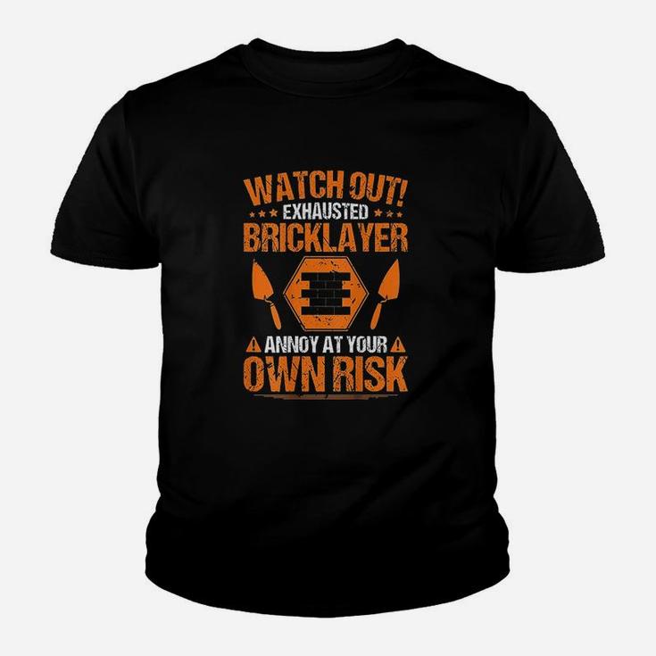 Risk Brickie Brickmason Bricklayer Youth T-shirt
