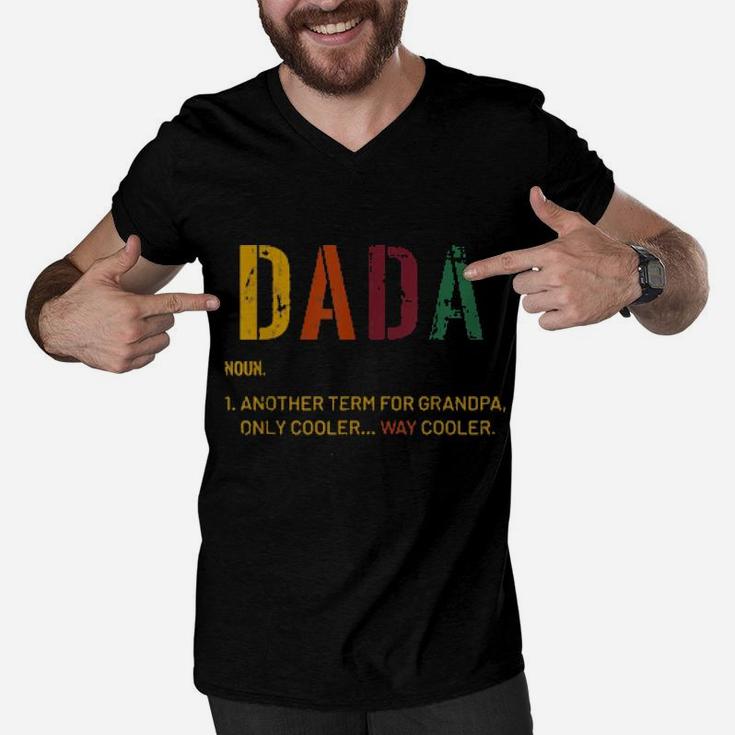 Dada Grandpa Definition Distressed Retro Men V-Neck Tshirt