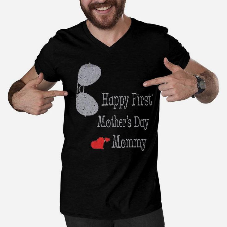 Happy First Fathers Day Daddy Men V-Neck Tshirt