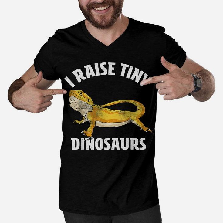 I Raise Tiny Dinosaurs Bearded Dragon Mom Dad Kids Gift Men V-Neck Tshirt