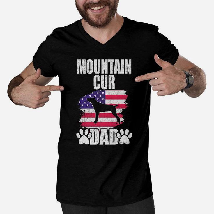 Mountain Cur Dad Dog Lover American Us Flag Men V-Neck Tshirt